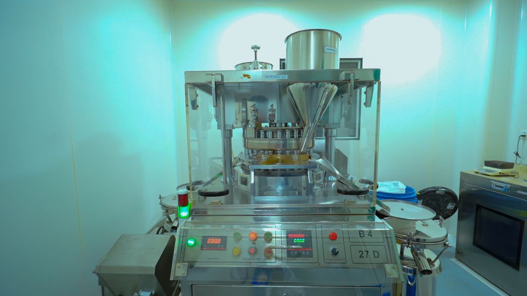 Tablet compression machine with digital controls