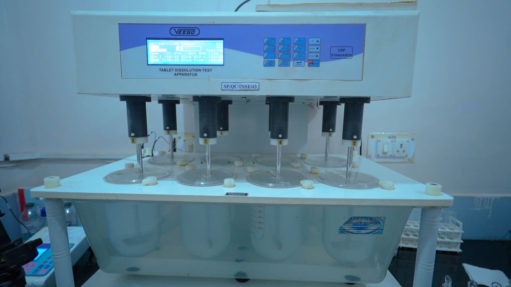 VEEGO Tablet Dissolution Test Apparatus in QC lab
